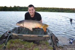 Kliknutím fotografii zvětšíte 10 kg - První kapr 10kg!!
