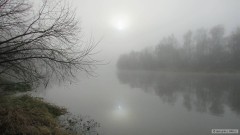 Kliknutím fotografii zvětšíte Podzimní opar nad Berounkou